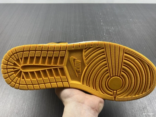 OG Yellow 555088-711 1 High Jordan Air Toe 0805